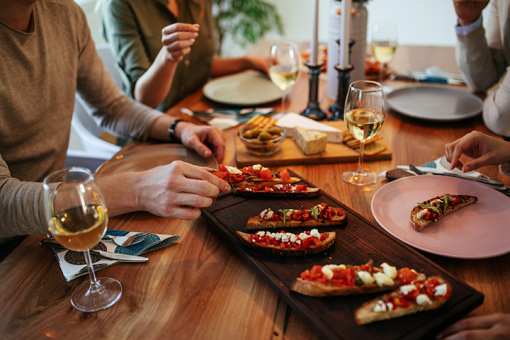 9 Best Places for Appetizers in California!