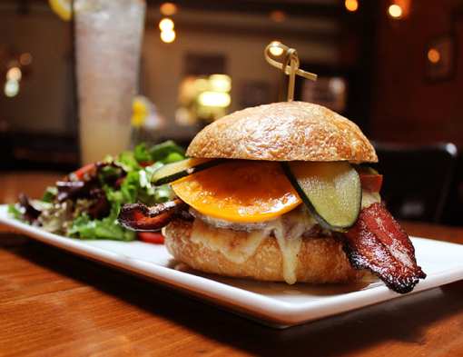 10 Best Burgers in California!