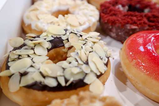 9 Best Doughnut Shops in California!