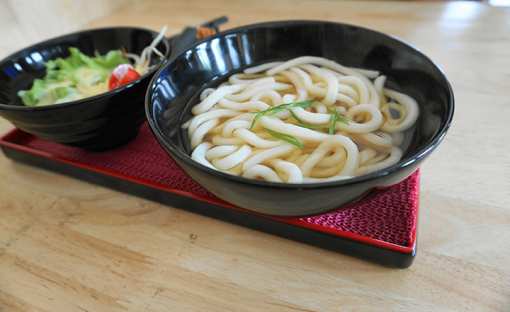 8 Best Noodle Places in California!