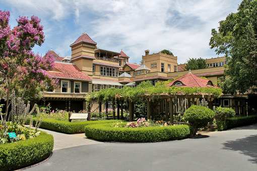 10 Best Rainy Day Activities in California!